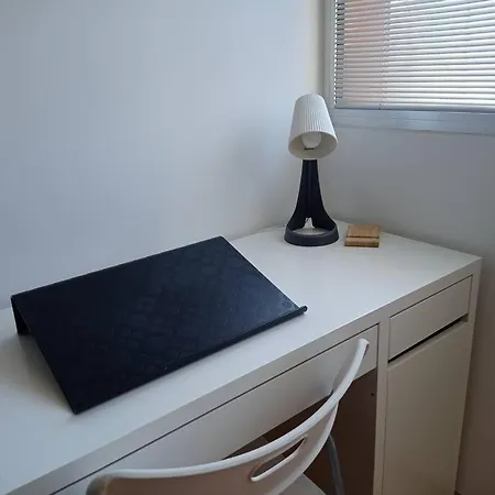 Appartement Near Airport & Citycenter Free Parking *