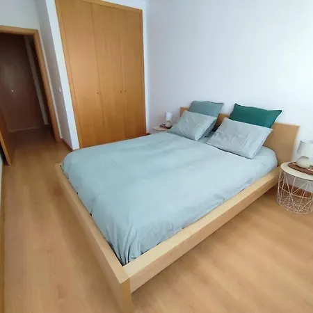 Near Airport & Citycenter Free Parking Apartamento